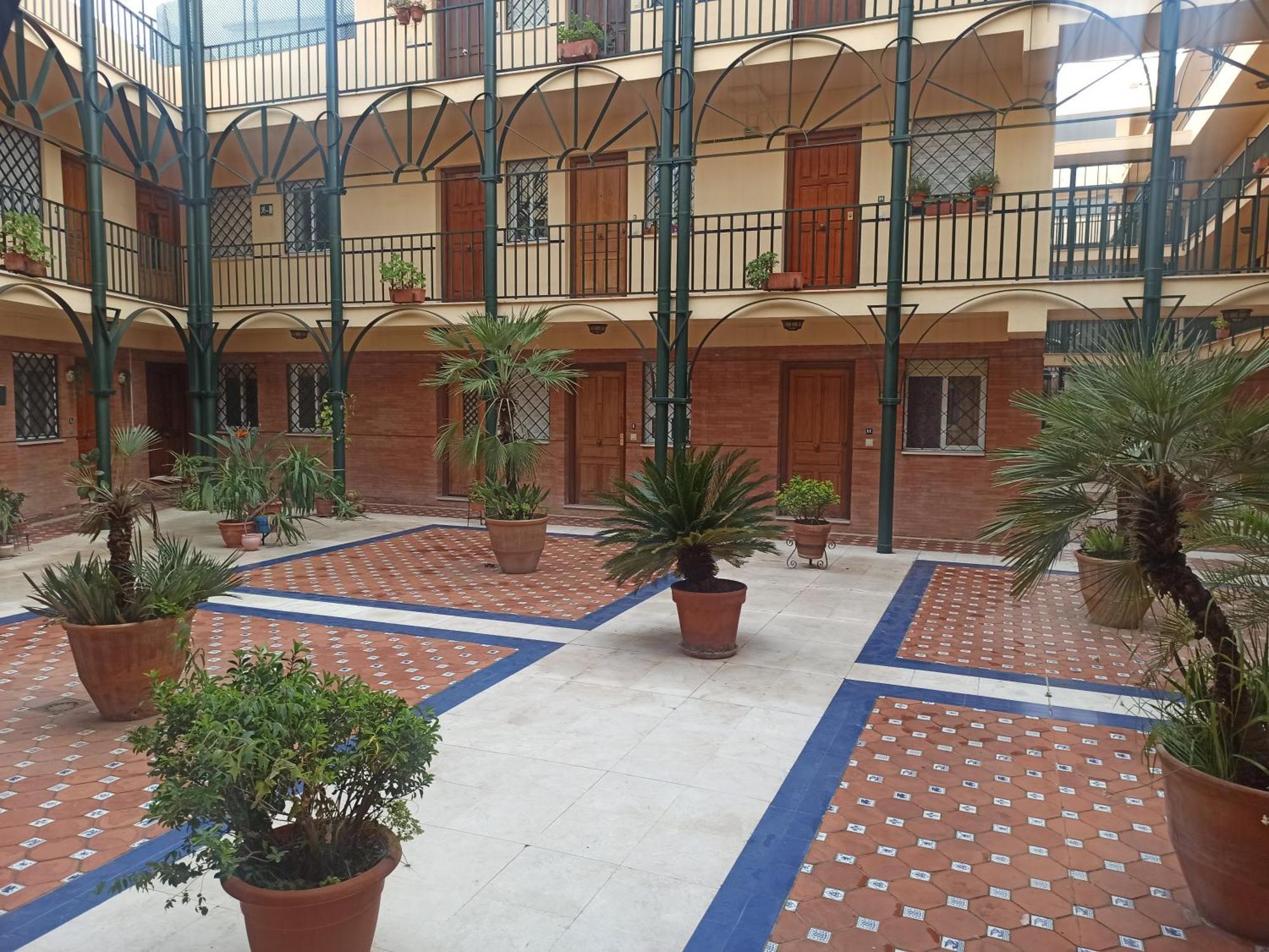 En Patio Sevillano Alameda-Isla Magica Kültér fotó
